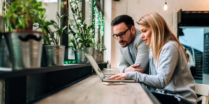 Buyers from a key account browsing options in a Salesforce product configurator