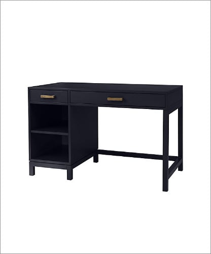 3D image of desk created by 3D product configurator
