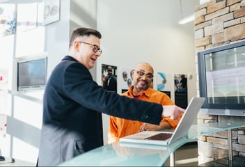 Best AI Buying Assistant Platforms for B2B Commerce